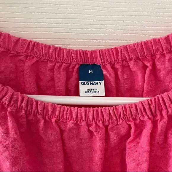 Old Navy Women’s Babydoll with Pink Puff Sleeve. Size Medium - Picture 3 of 5